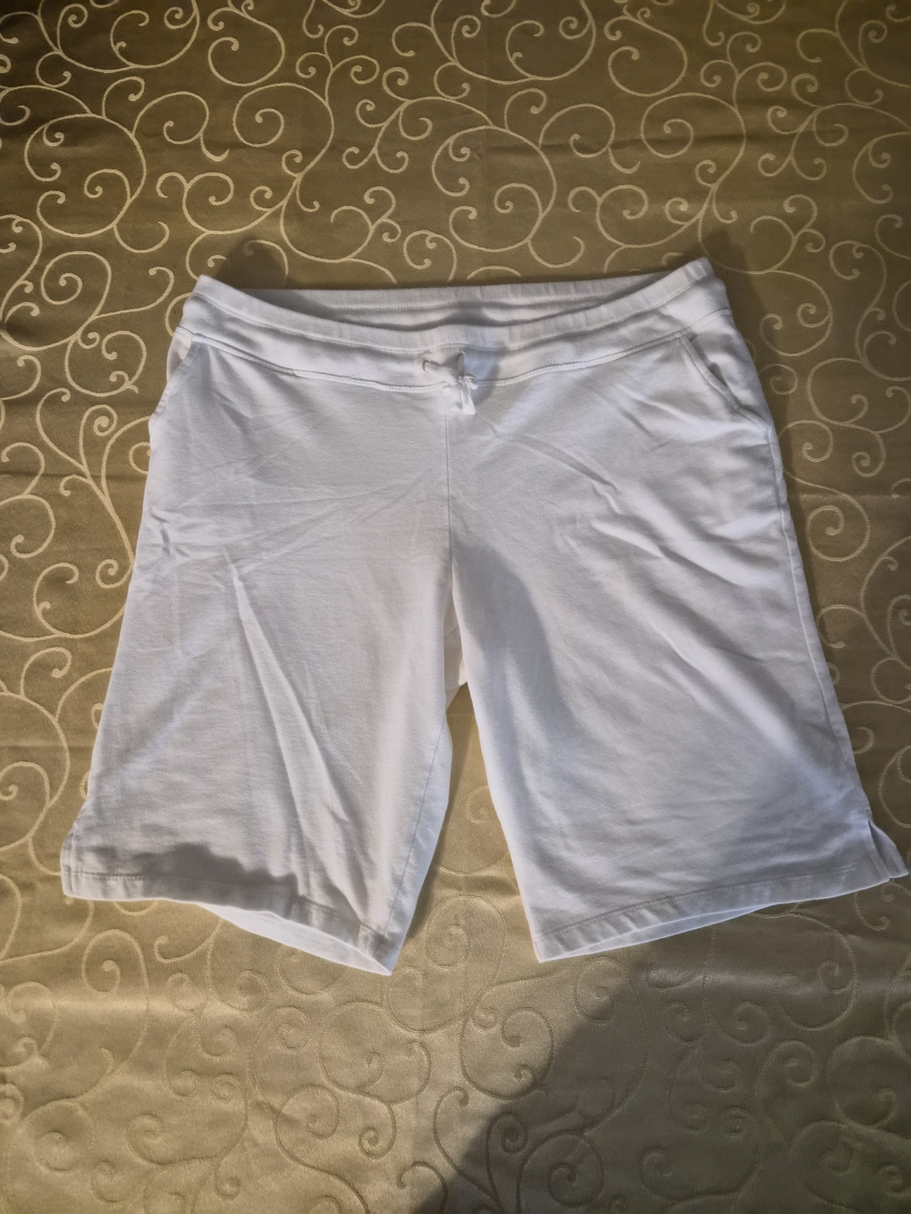 Eddie Bauer White Women’s Drawstring Casual Shorts - Picture 6 of 7